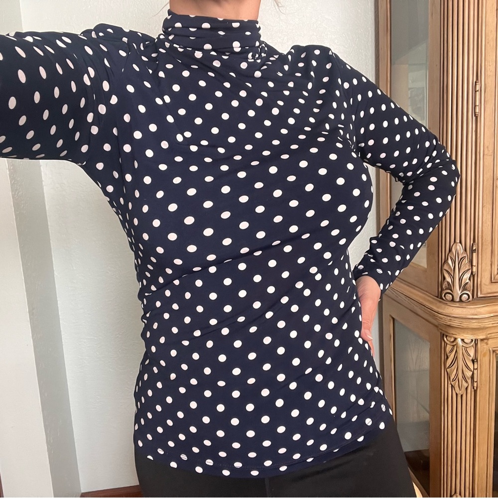 Size small polka dot turtle neck